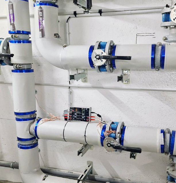 Duo Towers Paris hard water softener tower 1